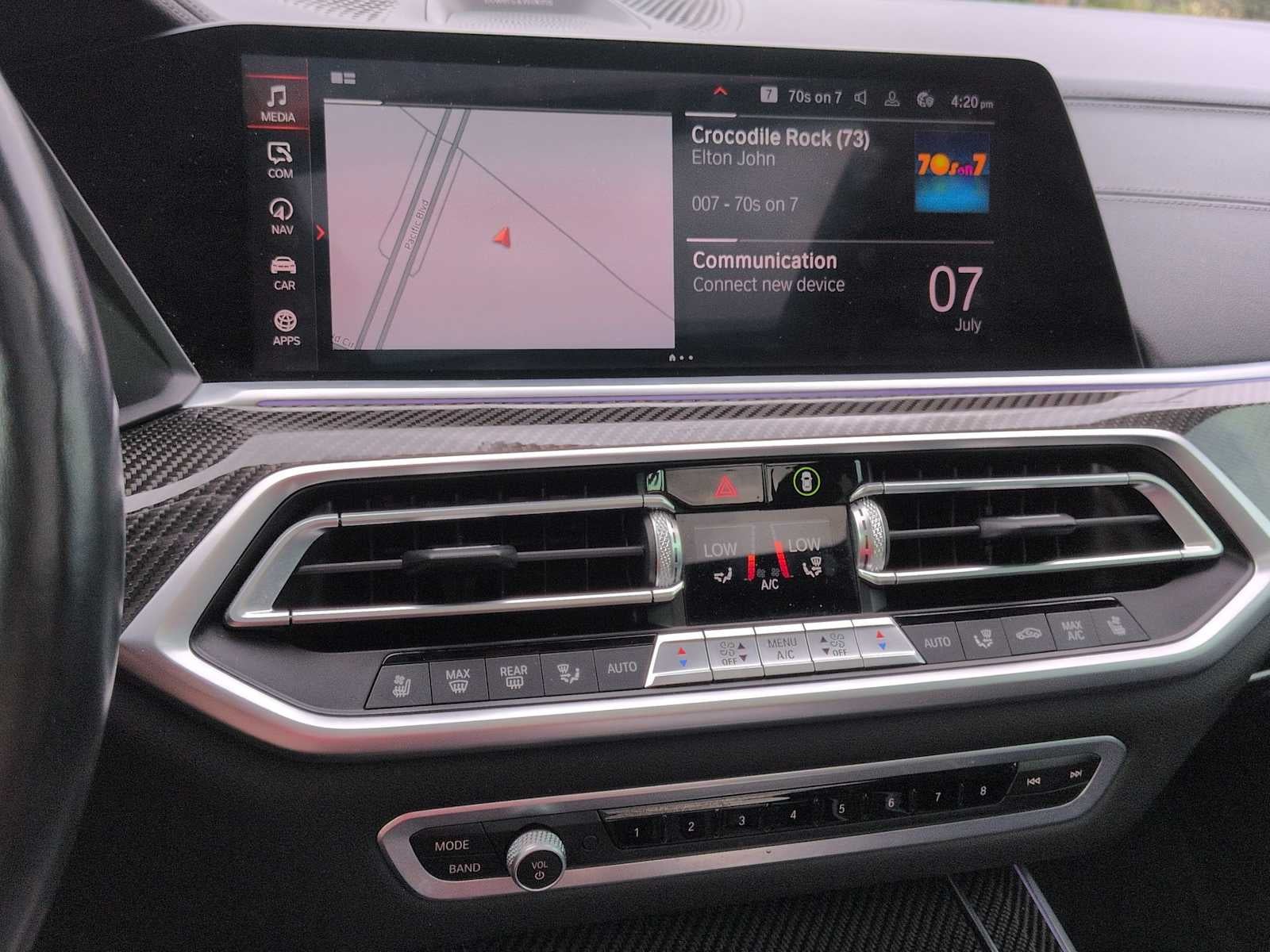 2021 BMW X5 M50i