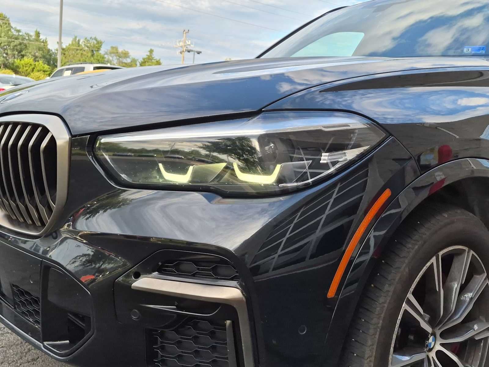 2022 BMW X5 M50i