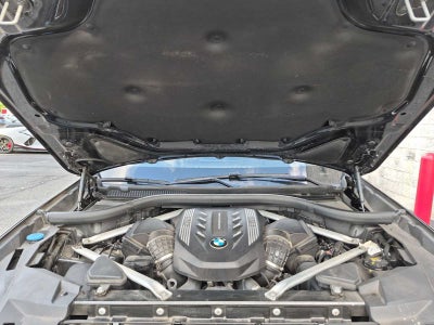 2022 BMW X5 M50i