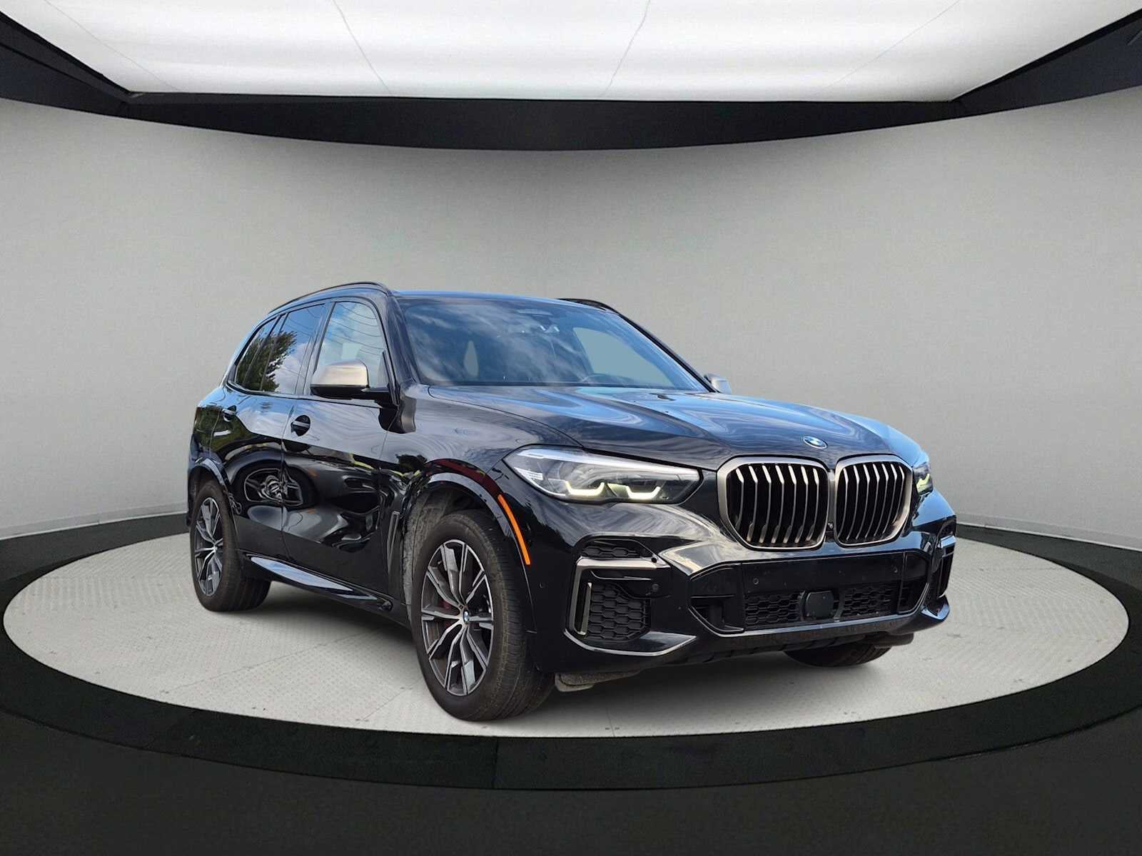 2022 BMW X5 M50i