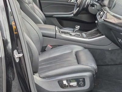 2022 BMW X5 M50i
