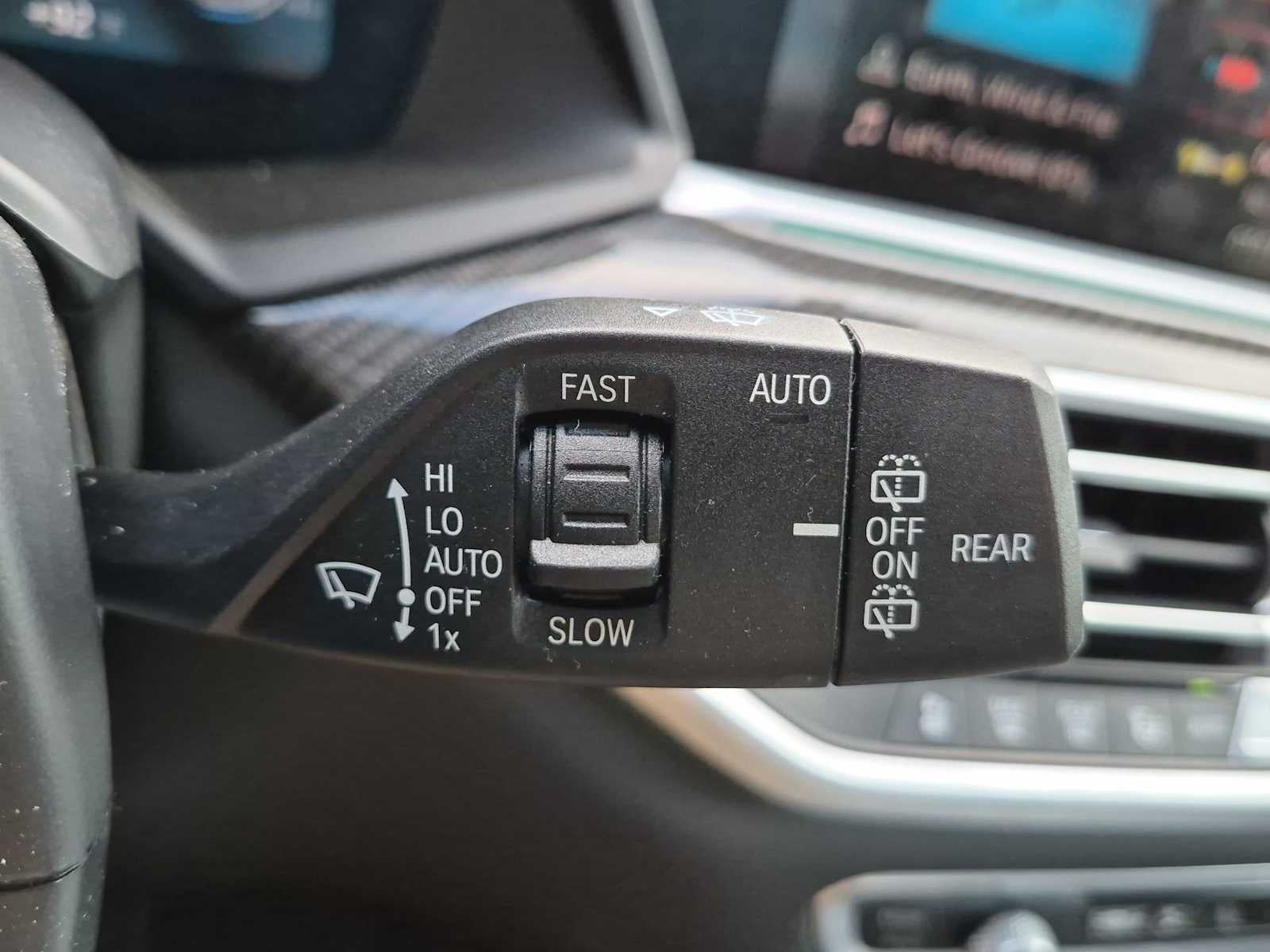 2022 BMW X5 M50i