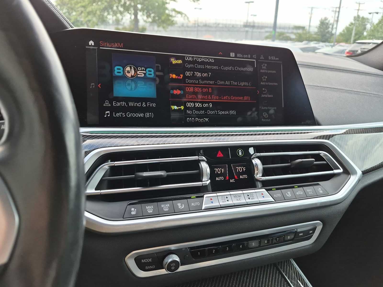 2022 BMW X5 M50i