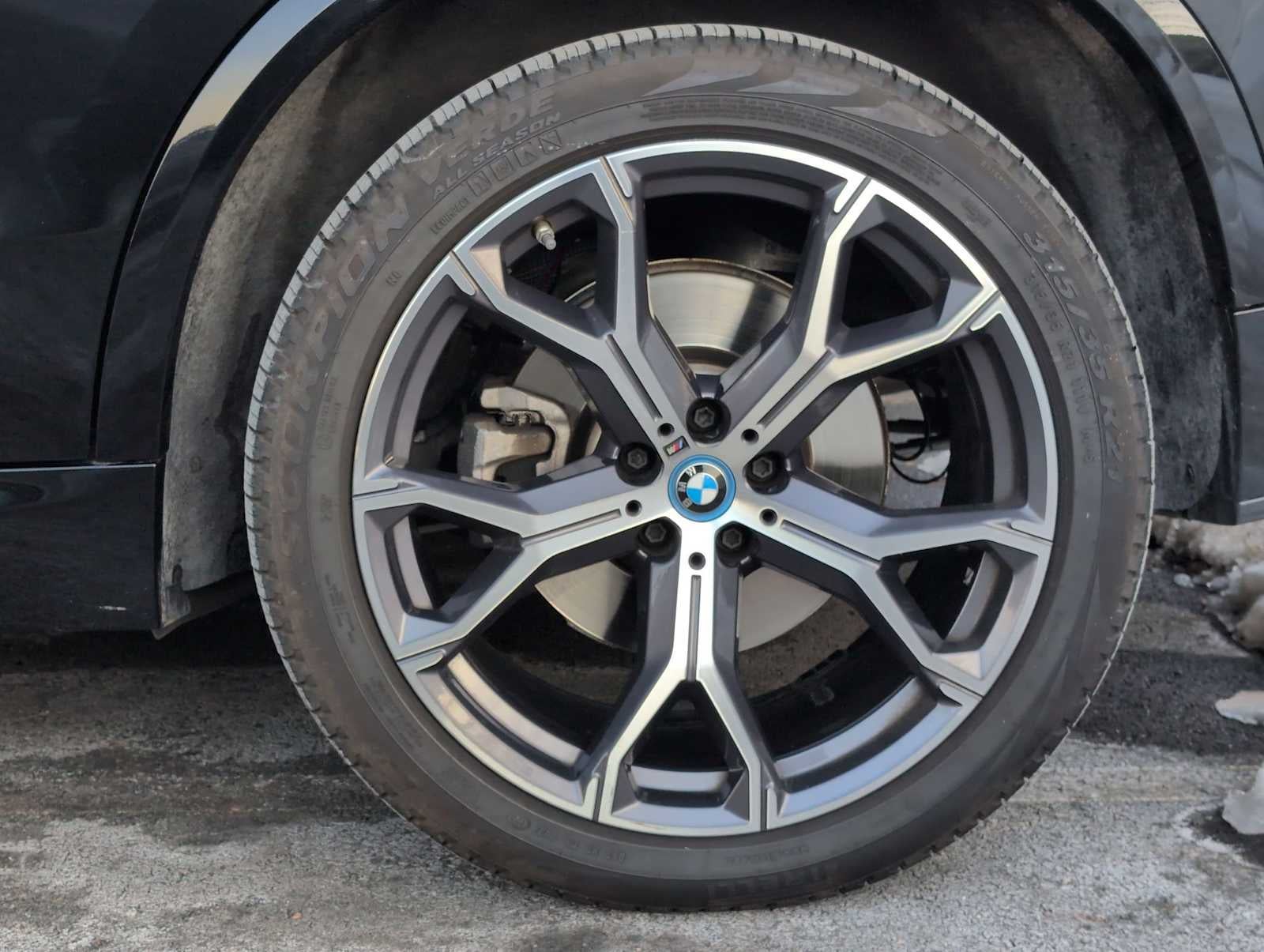 2023 BMW X5 xDrive45e