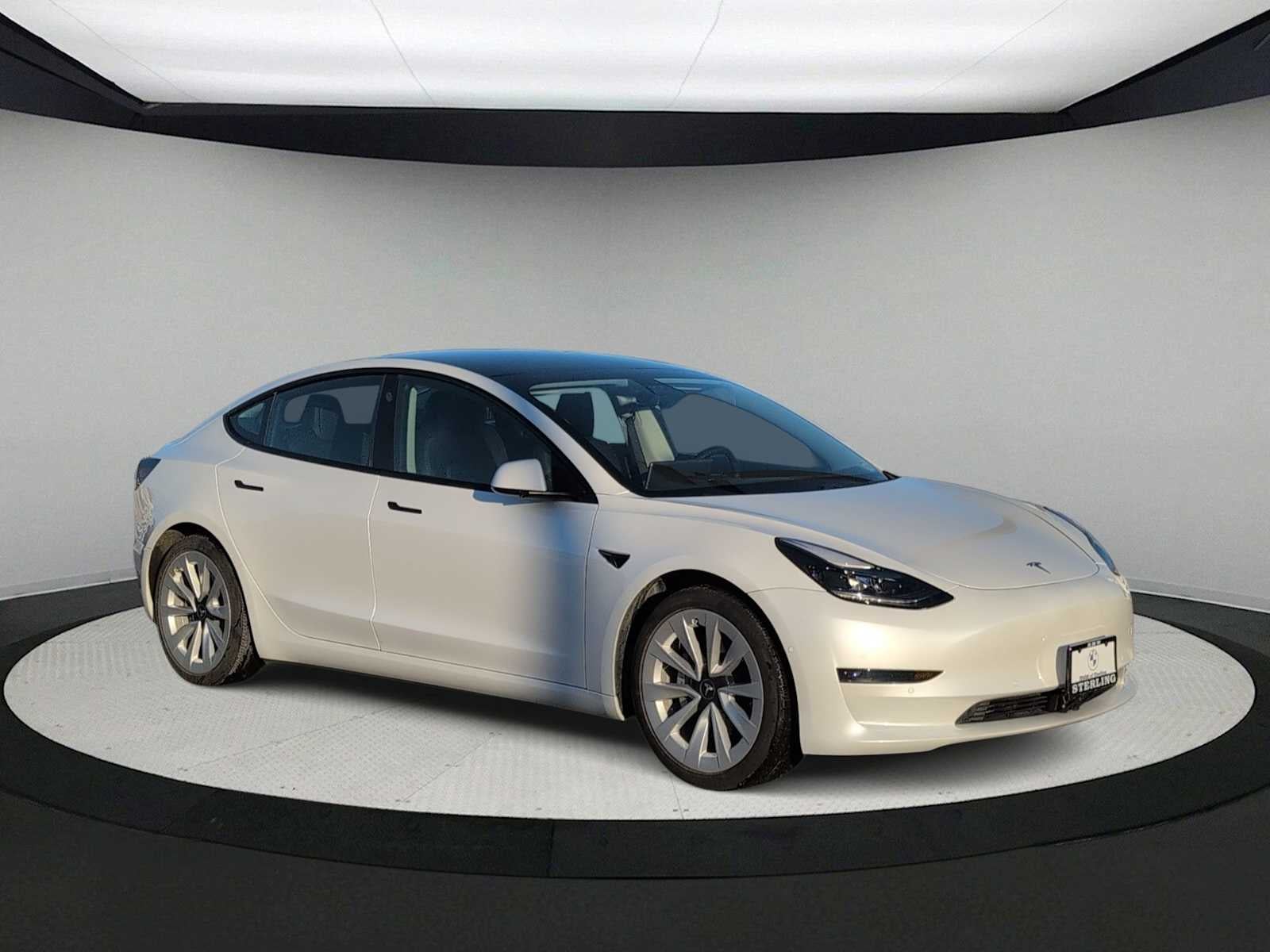 2021 Tesla Model 3 Standard Range Plus