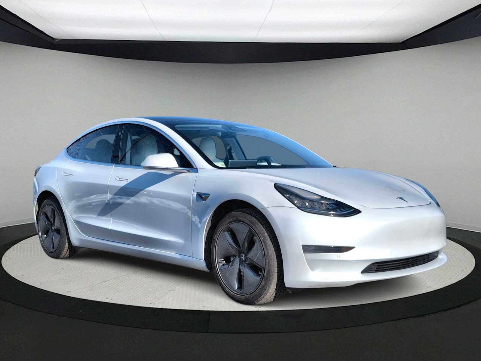 2019 Tesla Model 3 Standard Range Plus