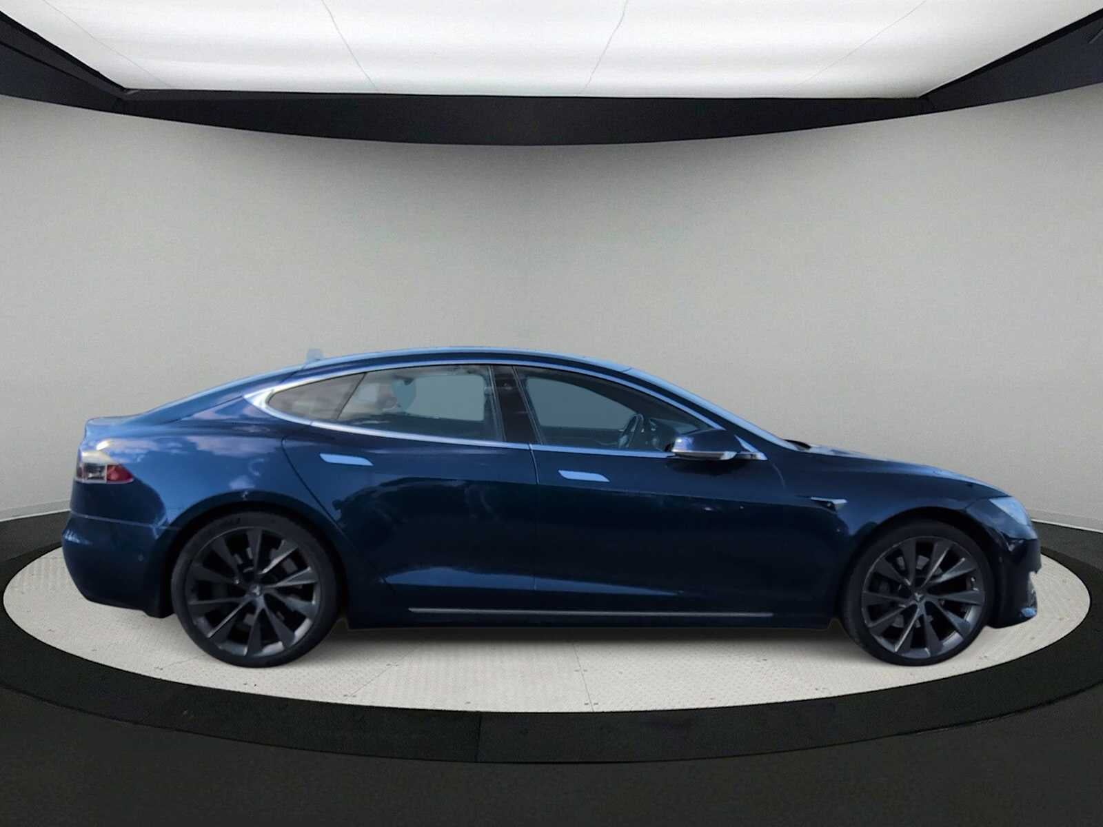 2020 Tesla Model S Long Range Plus