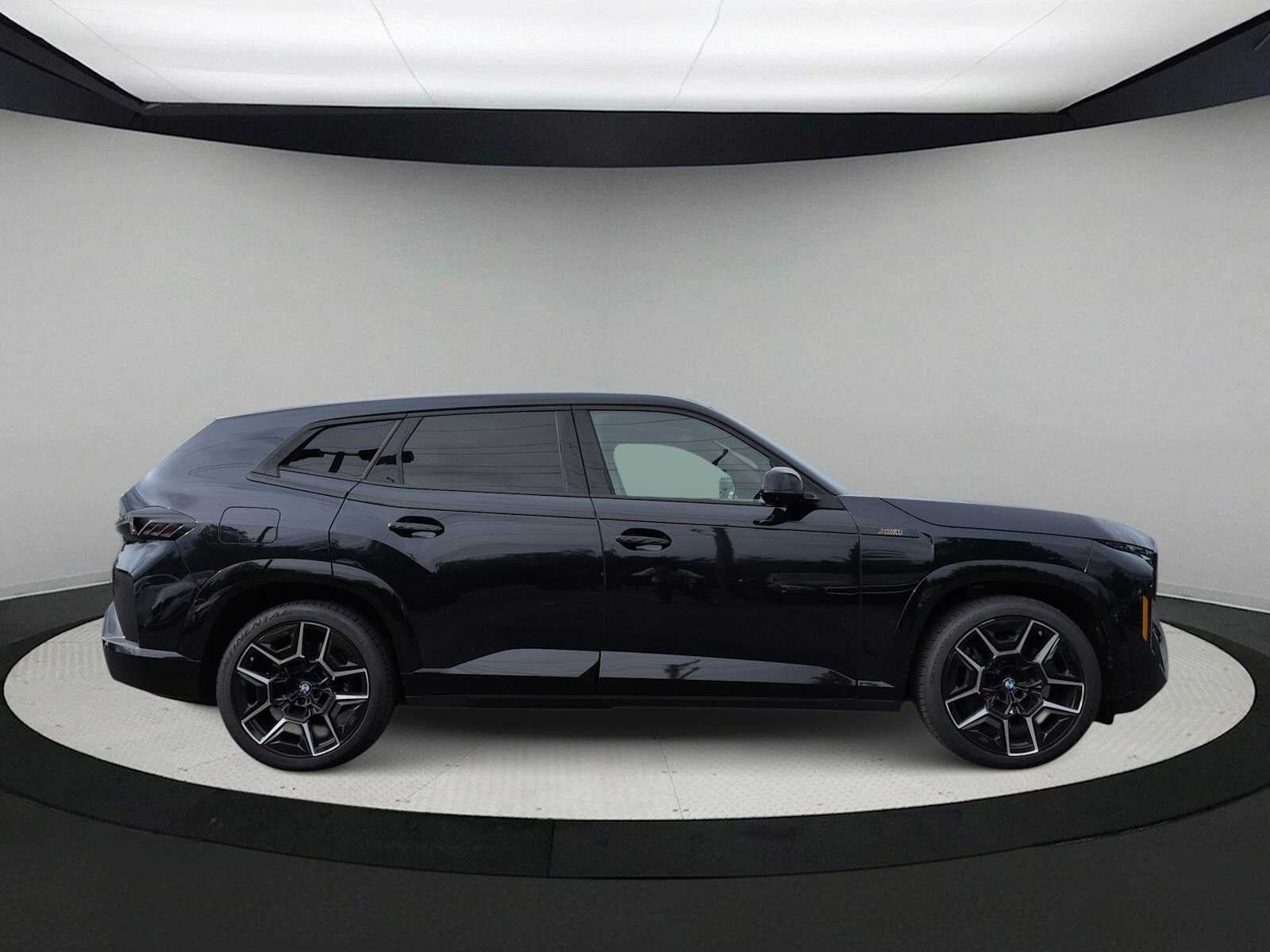 2023 BMW XM Sports Activity Vehicle