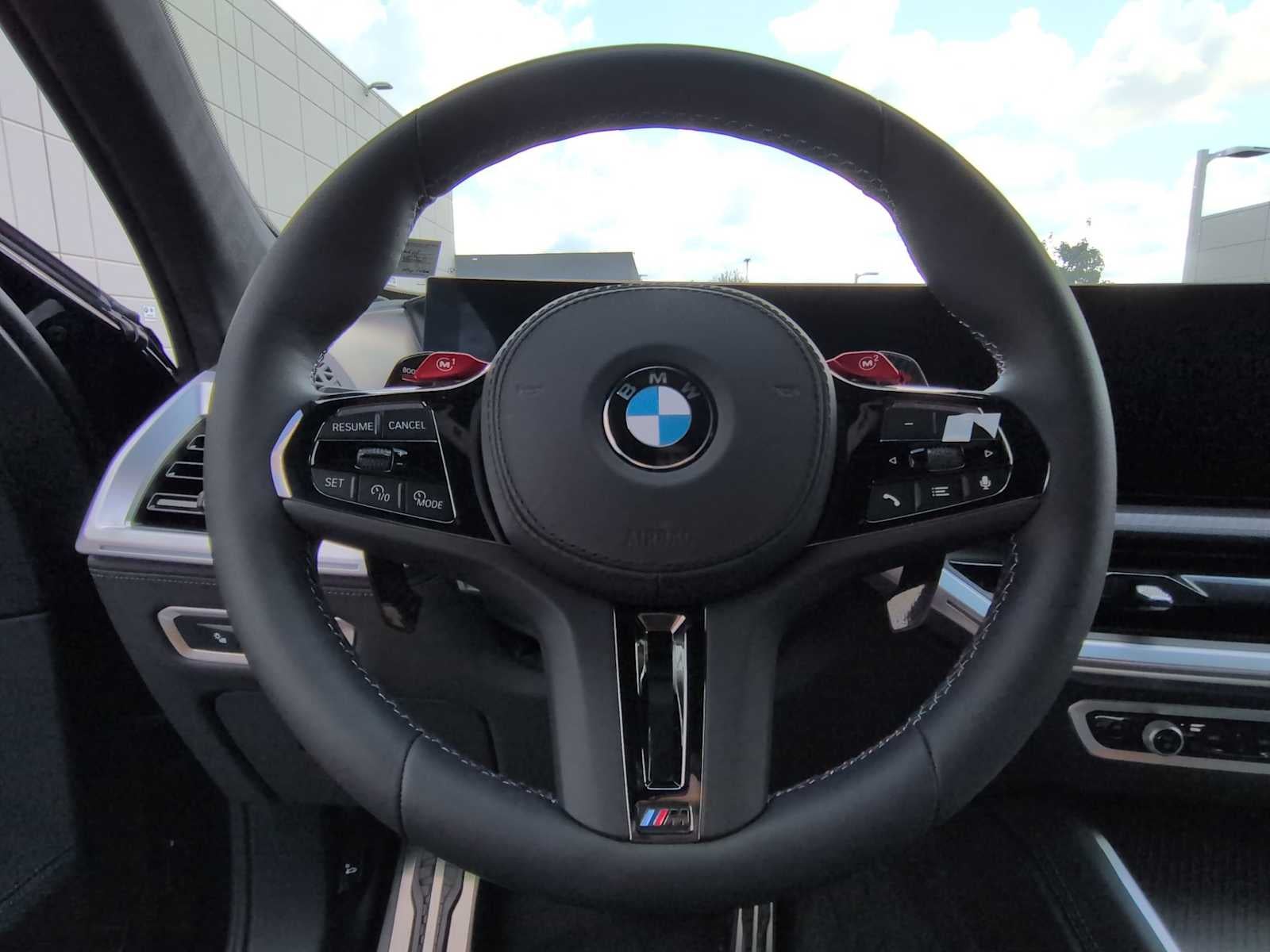 2026 BMW XM Label