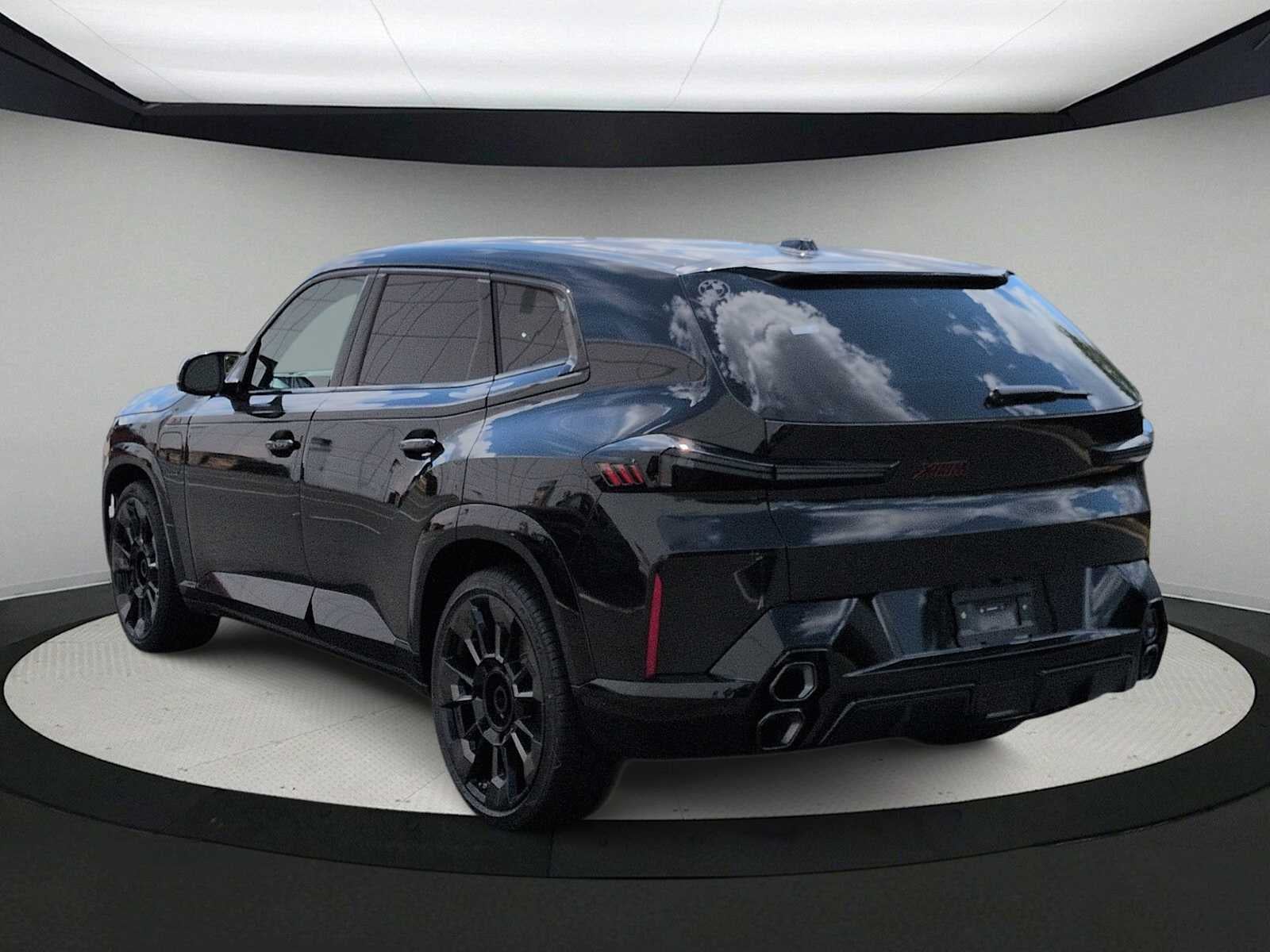 2026 BMW XM Label