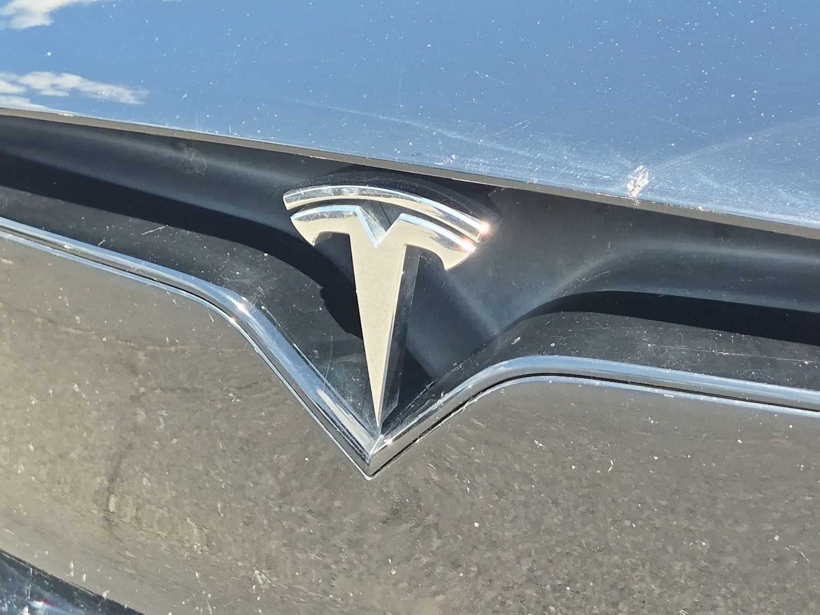 2022 Tesla Model X Plaid