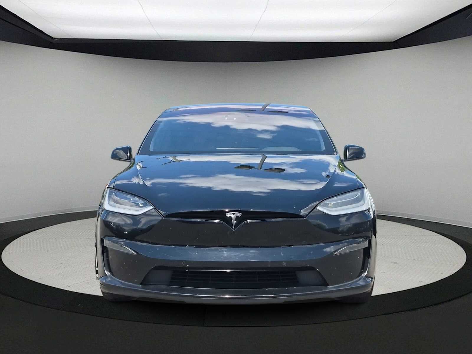 2022 Tesla Model X Plaid