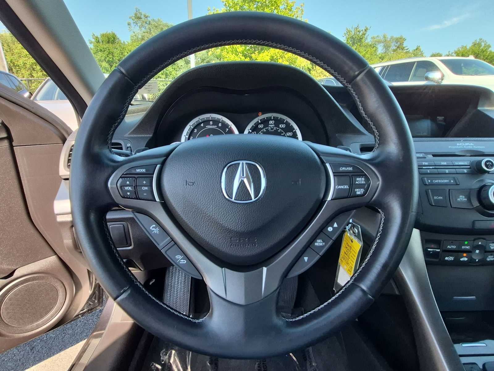 2014 Acura TSX 4dr Sdn I4 Auto