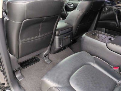 2022 INFINITI QX80 LUXE