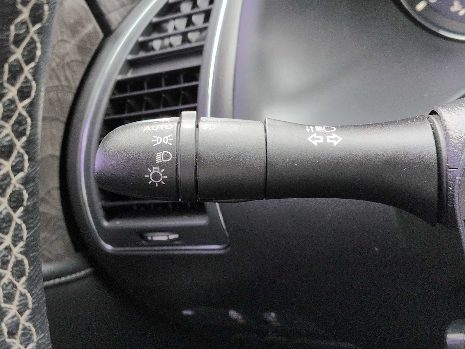 2022 INFINITI QX80 LUXE