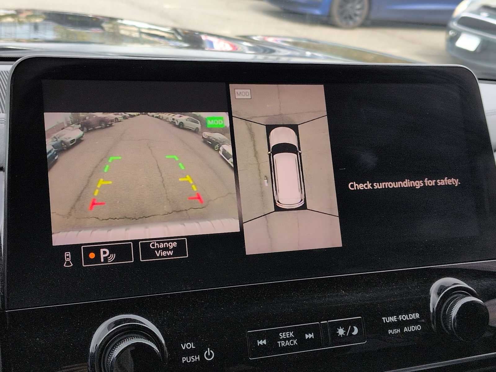 2022 INFINITI QX80 LUXE