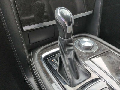 2022 INFINITI QX80 LUXE