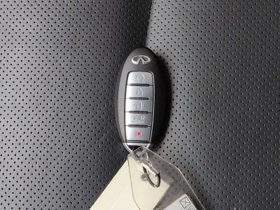 2022 INFINITI QX80 LUXE