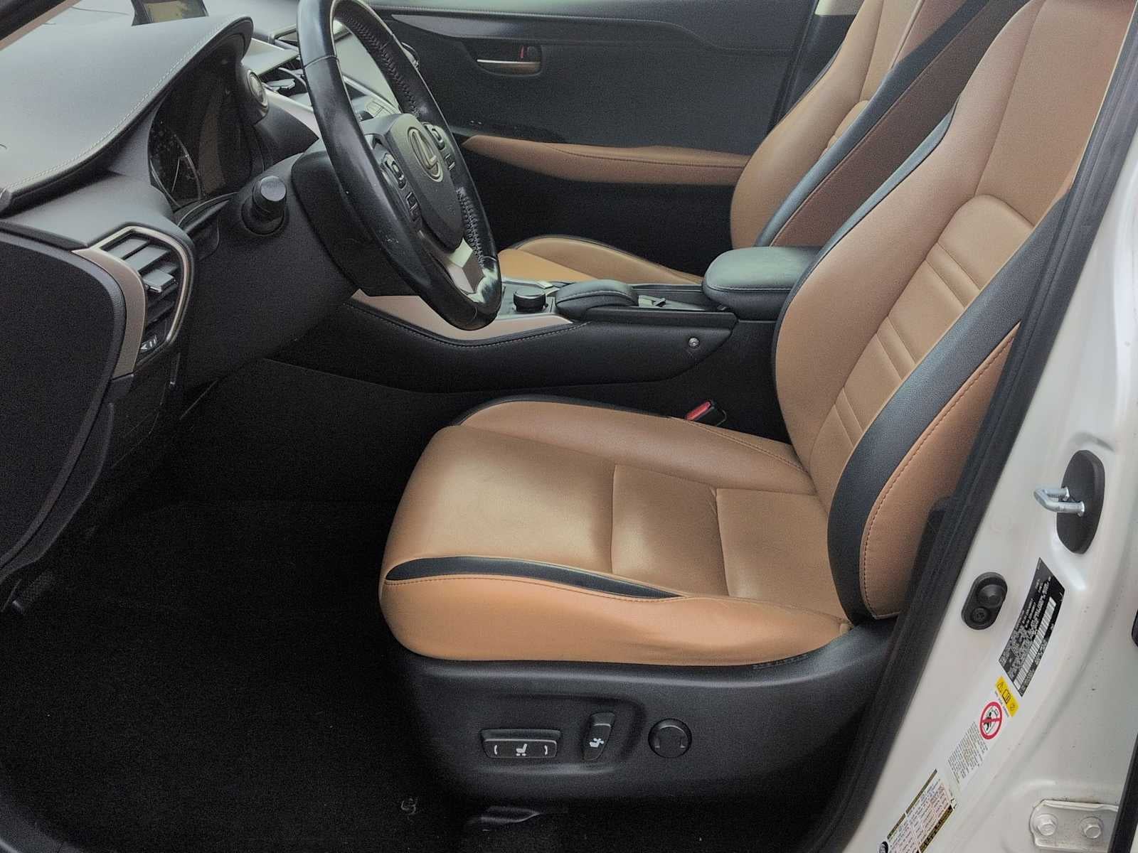 2016 Lexus NX 200t FWD 4dr