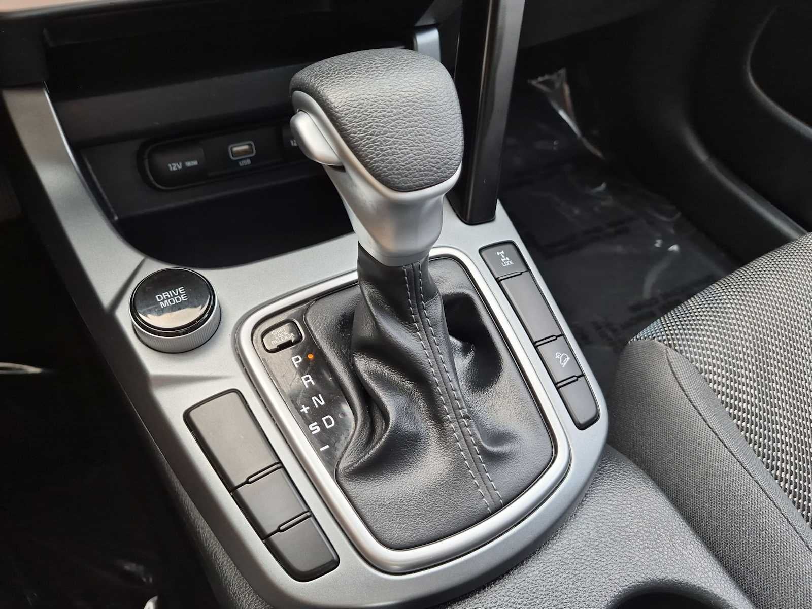 2023 Kia Seltos LX
