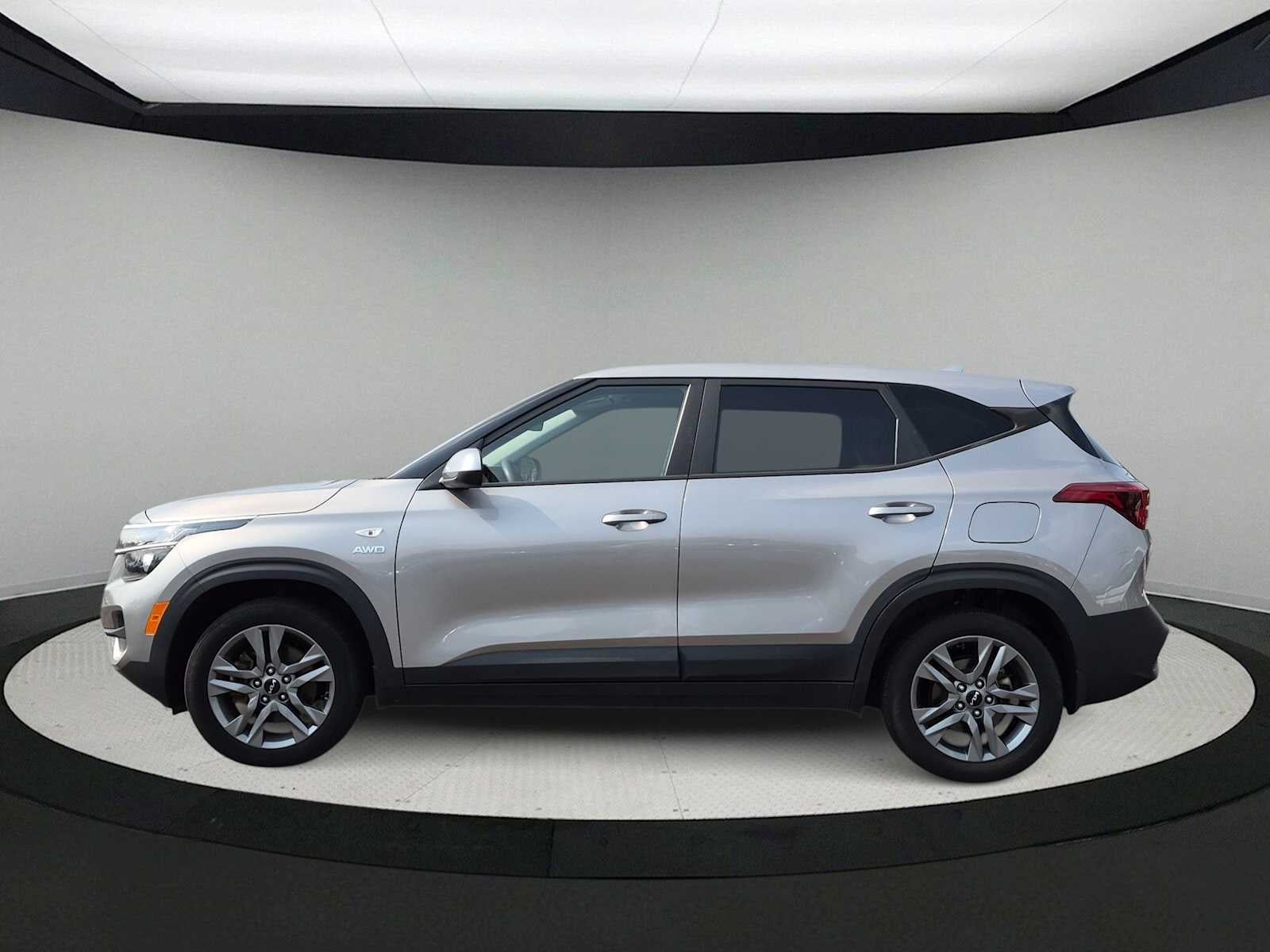 2023 Kia Seltos LX