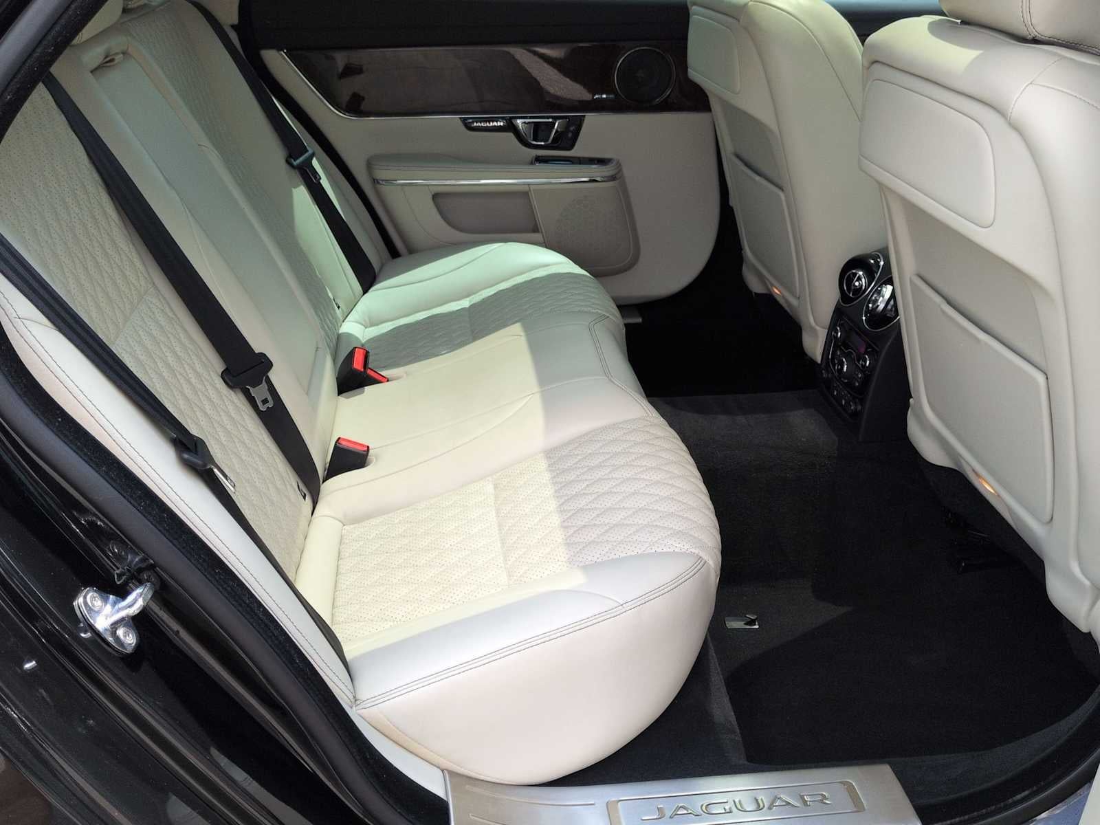 2019 Jaguar XJ XJ50 V6