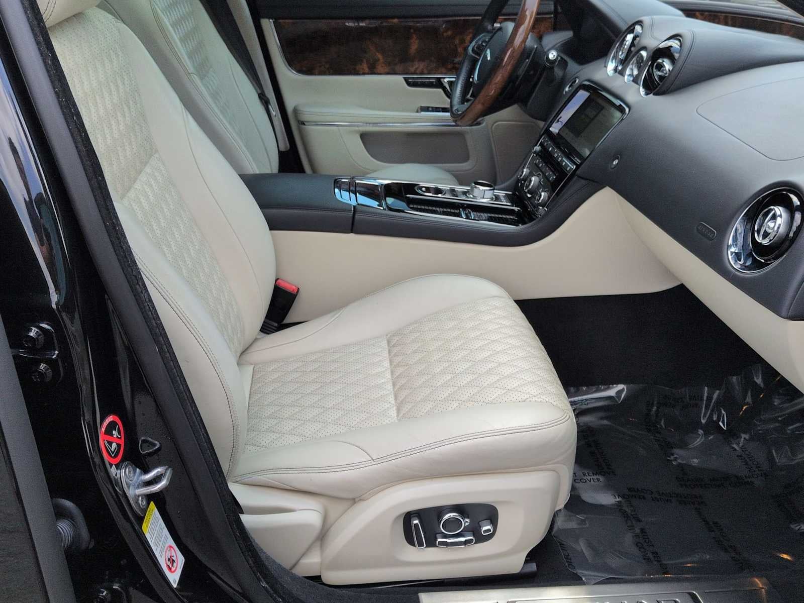 2019 Jaguar XJ XJ50 V6