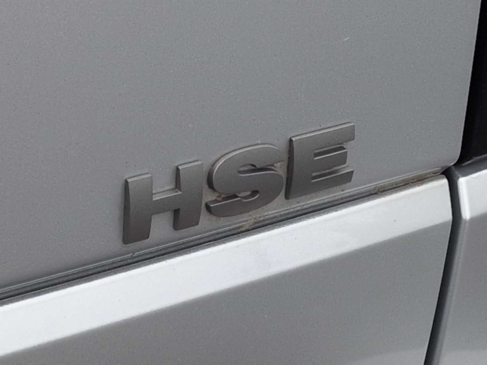 2014 Land Rover LR4 LUX