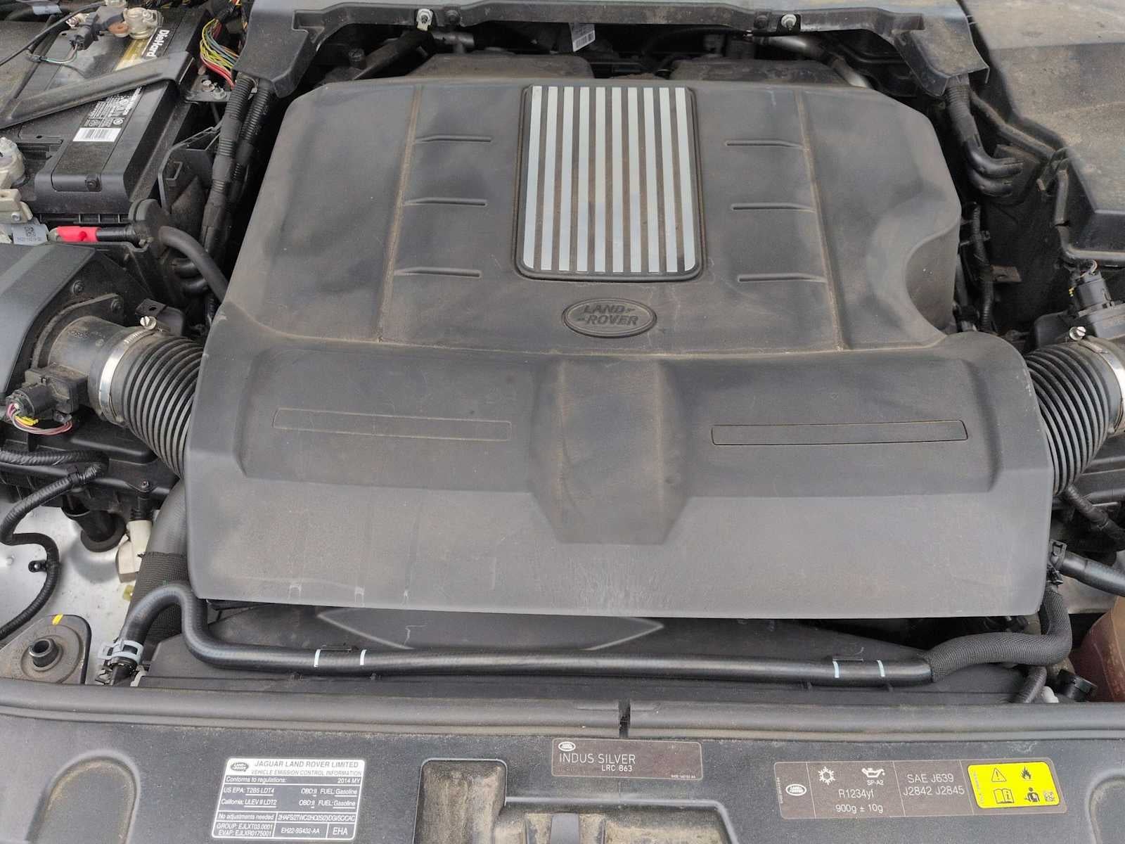 2014 Land Rover LR4 LUX