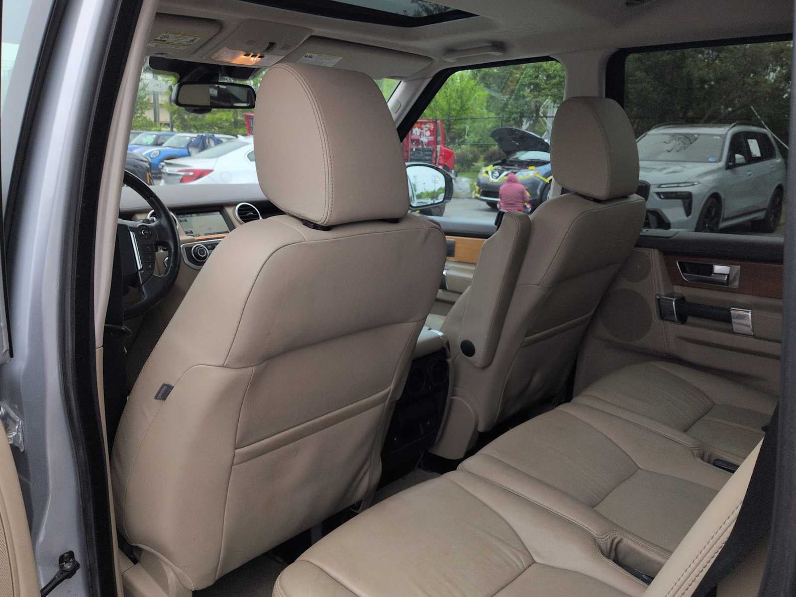 2014 Land Rover LR4 LUX