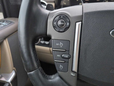 2014 Land Rover LR4 LUX