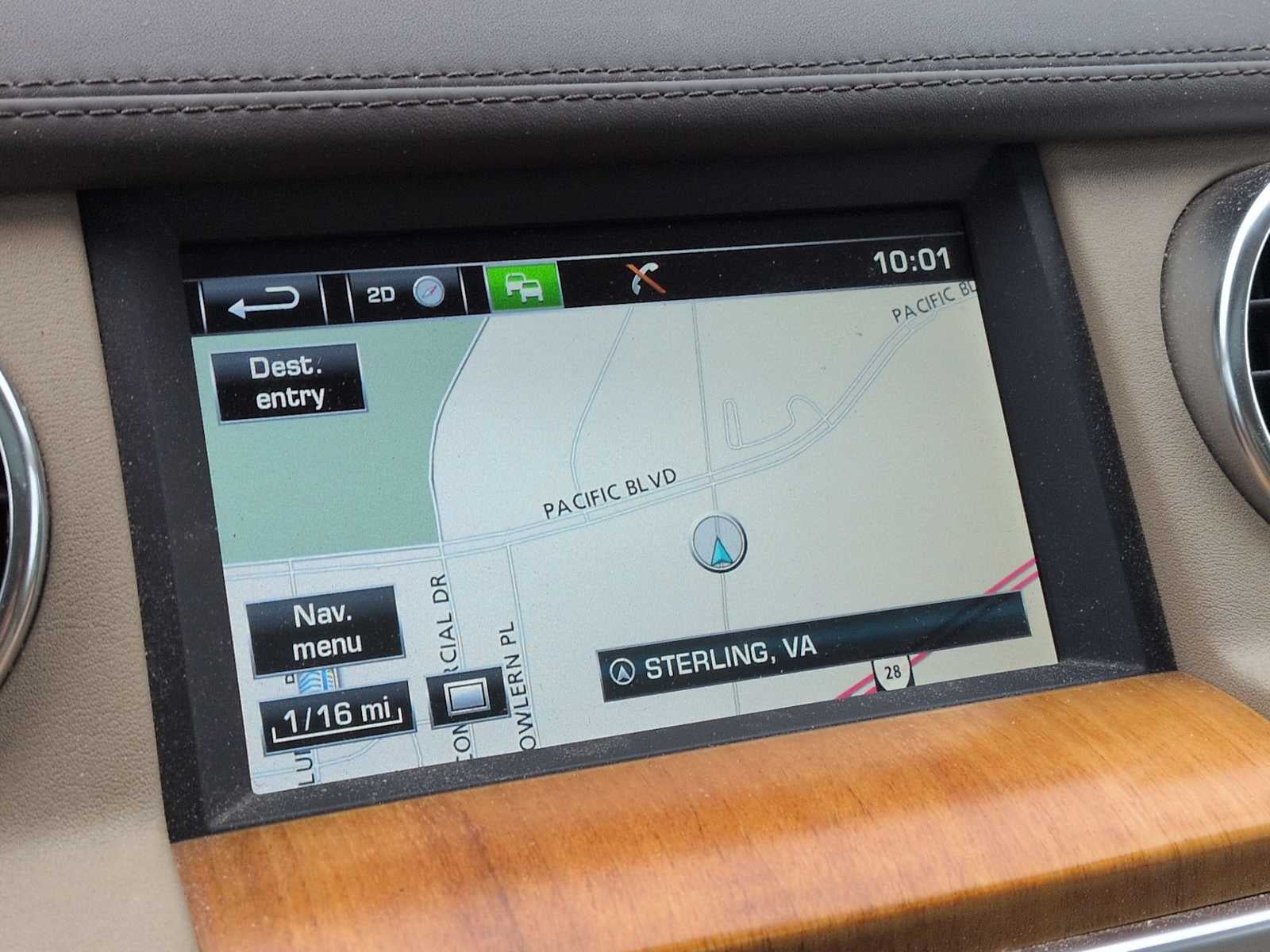 2014 Land Rover LR4 LUX