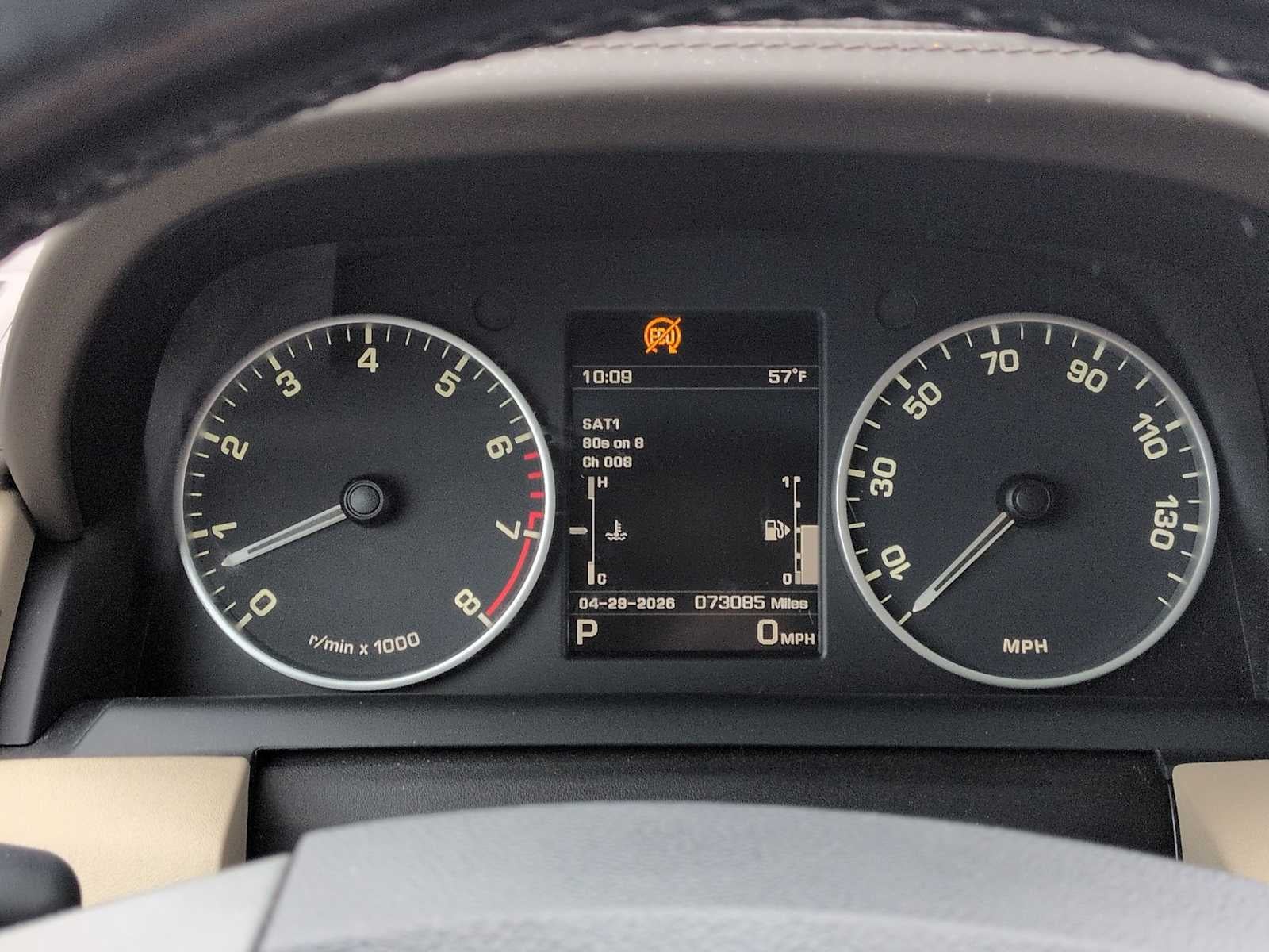 2014 Land Rover LR4 LUX