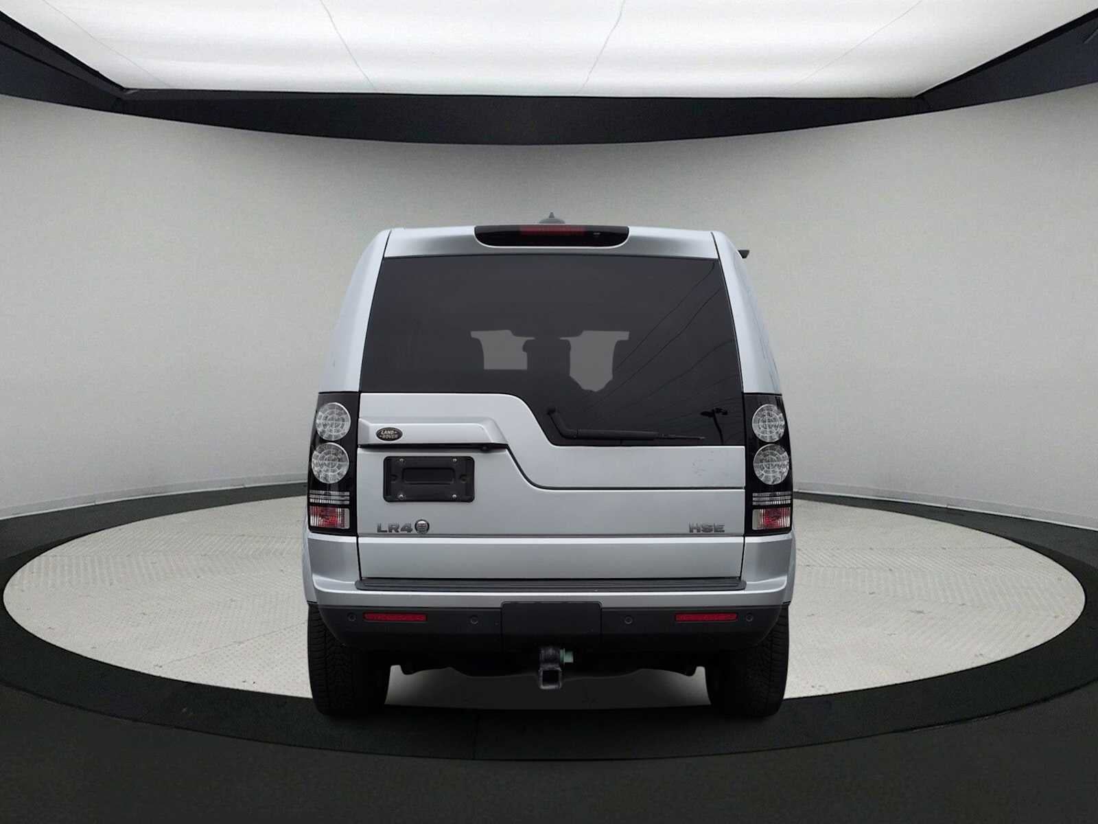 2014 Land Rover LR4 LUX