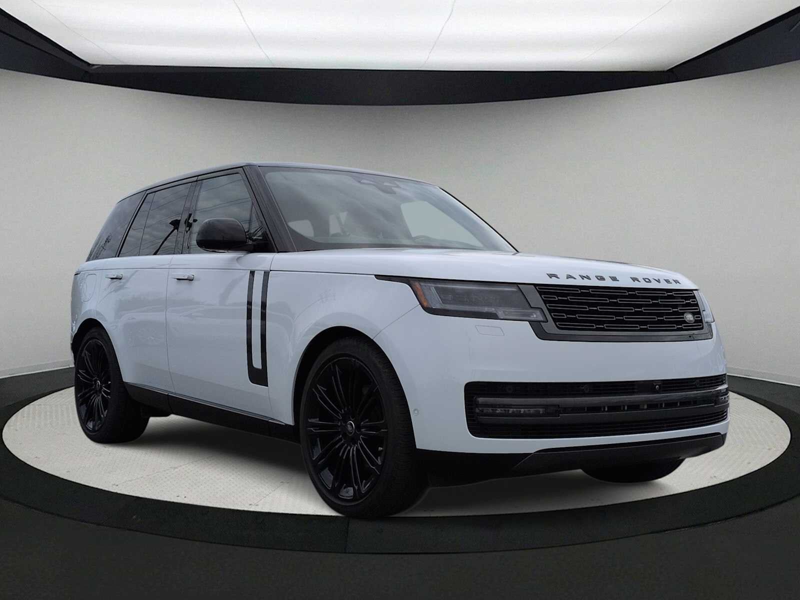 2024 Land Rover Range Rover SE