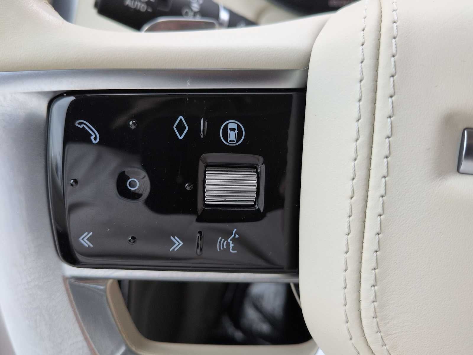 2024 Land Rover Range Rover SE