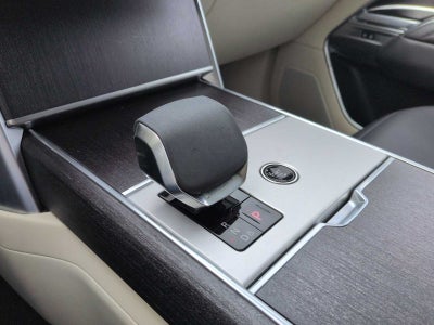 2024 Land Rover Range Rover SE