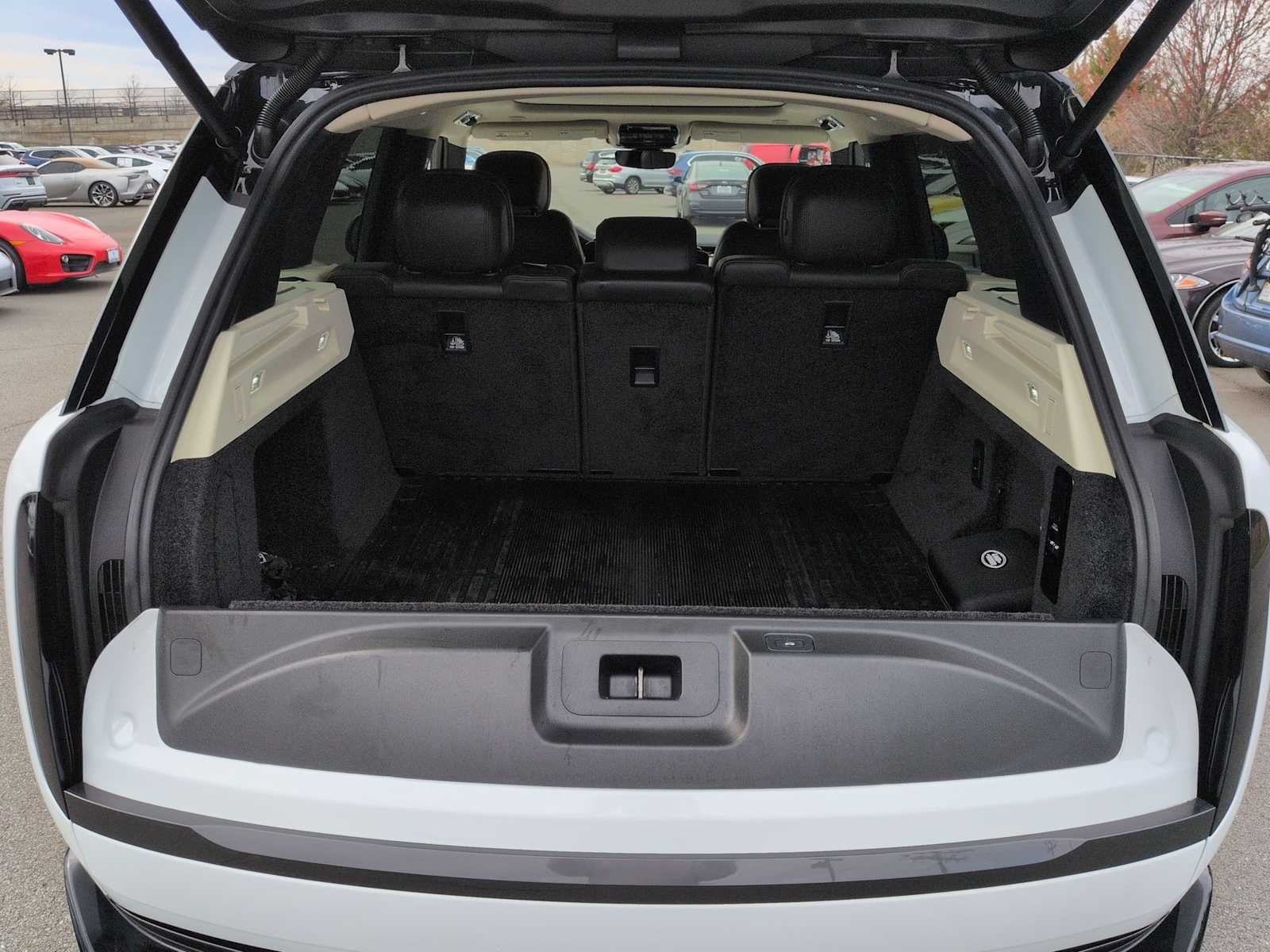 2024 Land Rover Range Rover SE