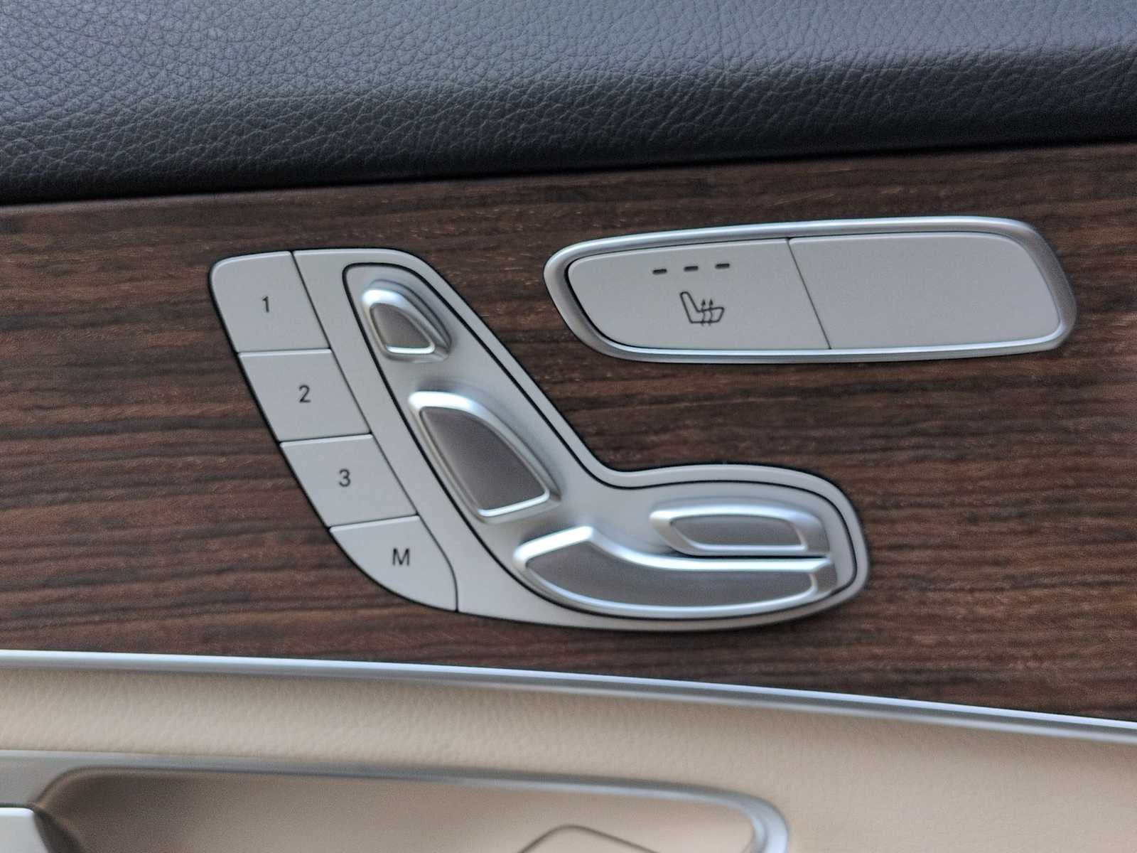 2021 Mercedes-Benz GLC 300 GLC 300