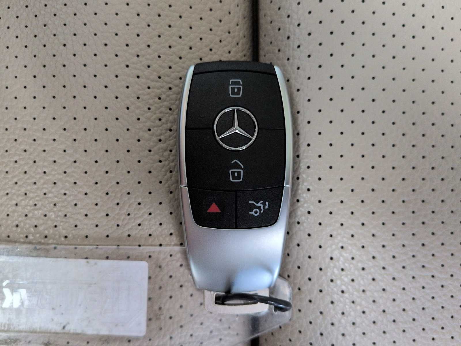 2021 Mercedes-Benz GLC 300 GLC 300