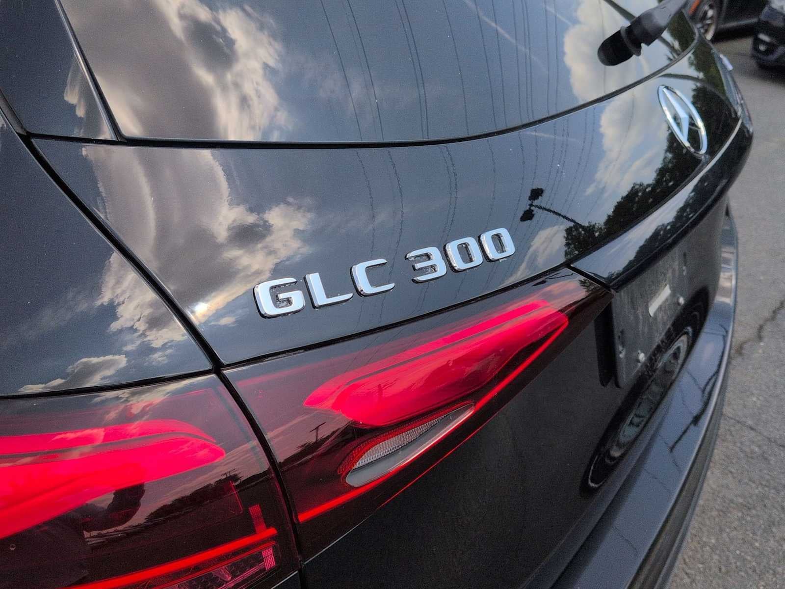 2024 Mercedes-Benz GLC 300 GLC 300