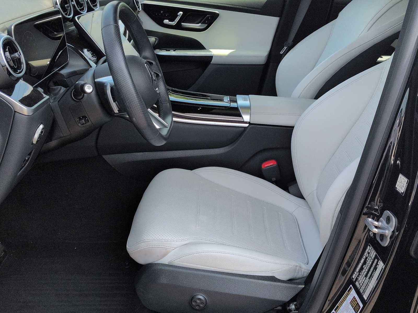 2024 Mercedes-Benz GLC 300 GLC 300