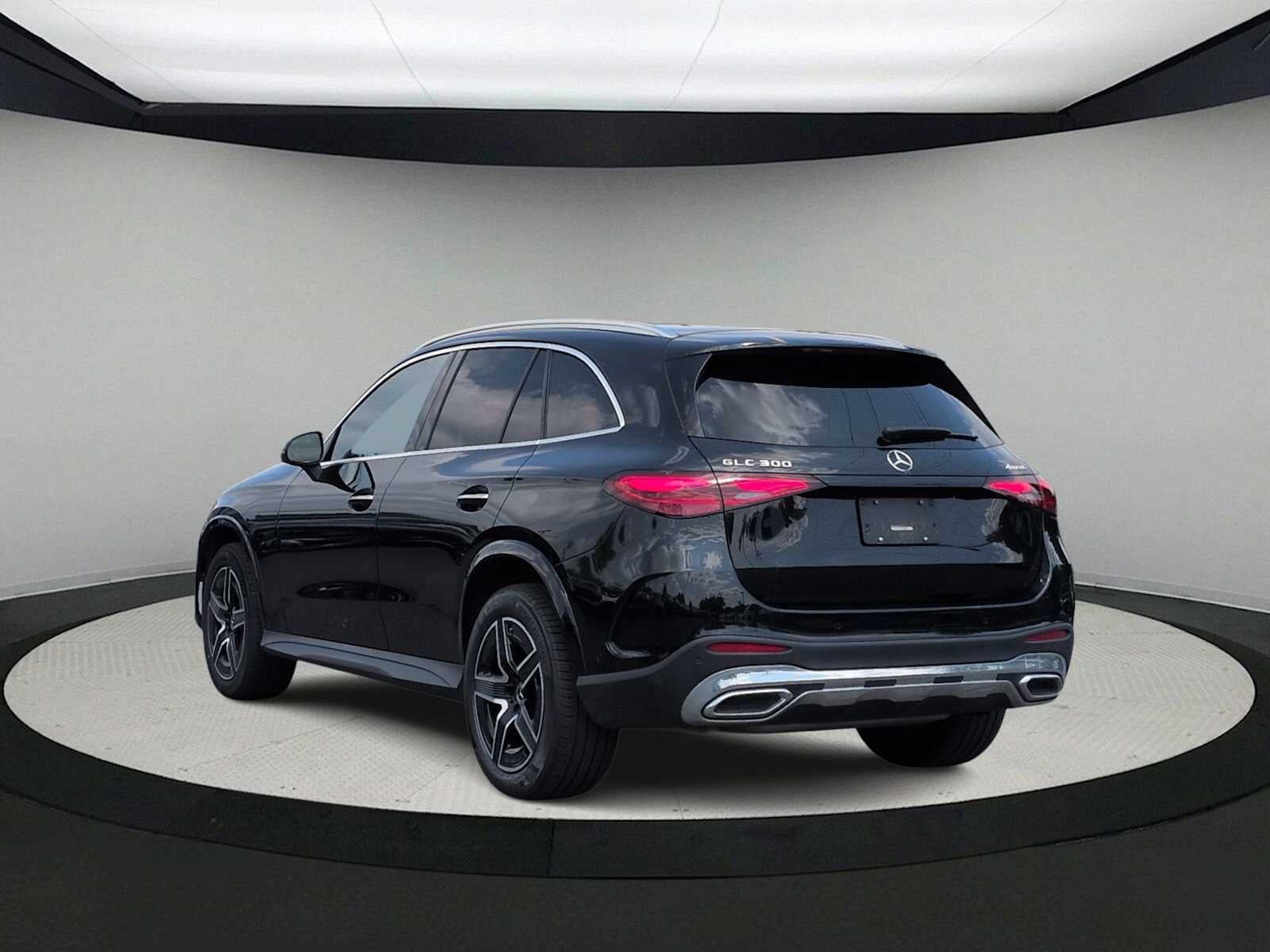2024 Mercedes-Benz GLC 300 GLC 300