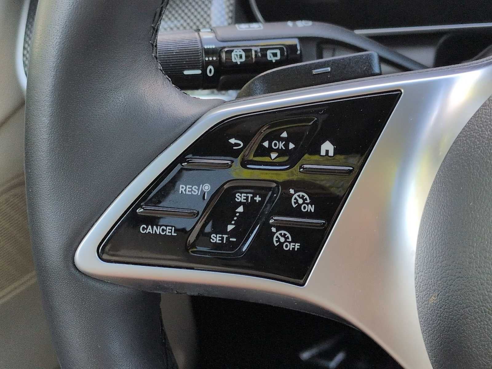 2023 Mercedes-Benz GLC 300 GLC 300