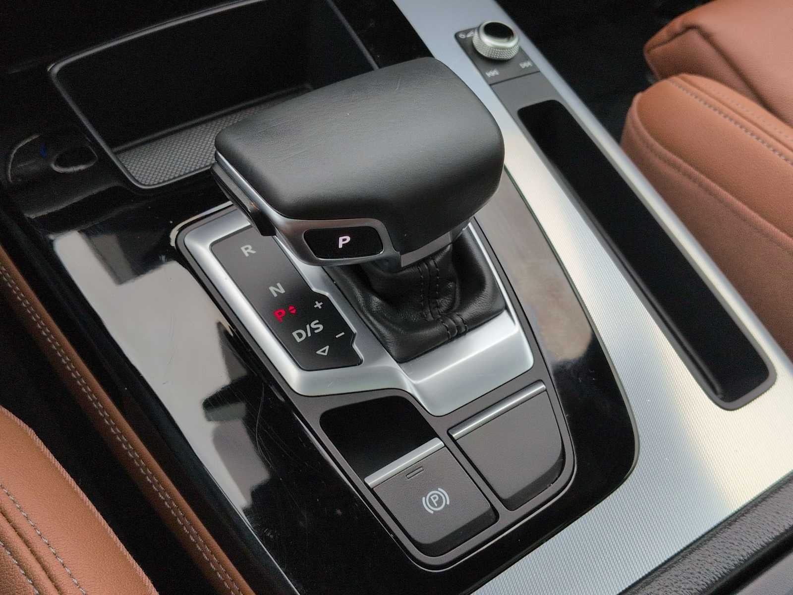 2022 Audi Q5 Sportback S line Premium Plus