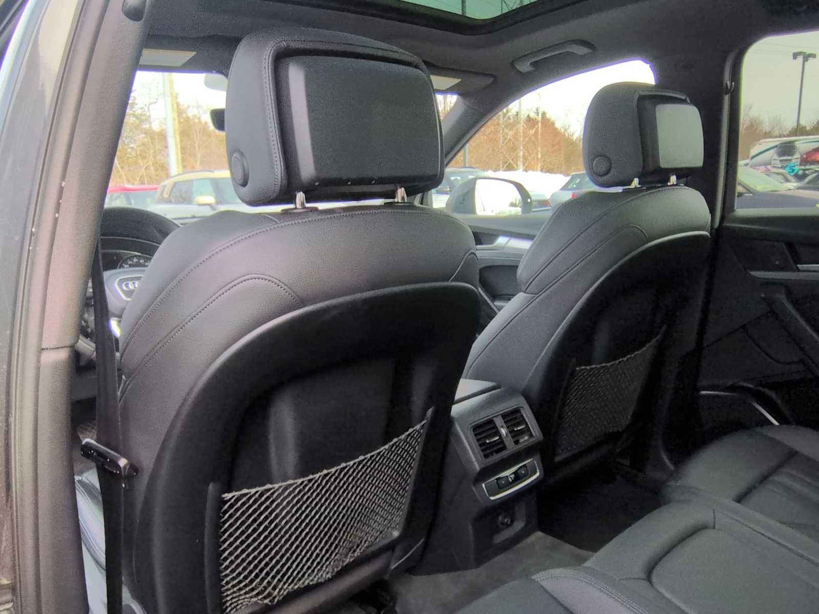 2020 Audi Q5 Titanium Premium