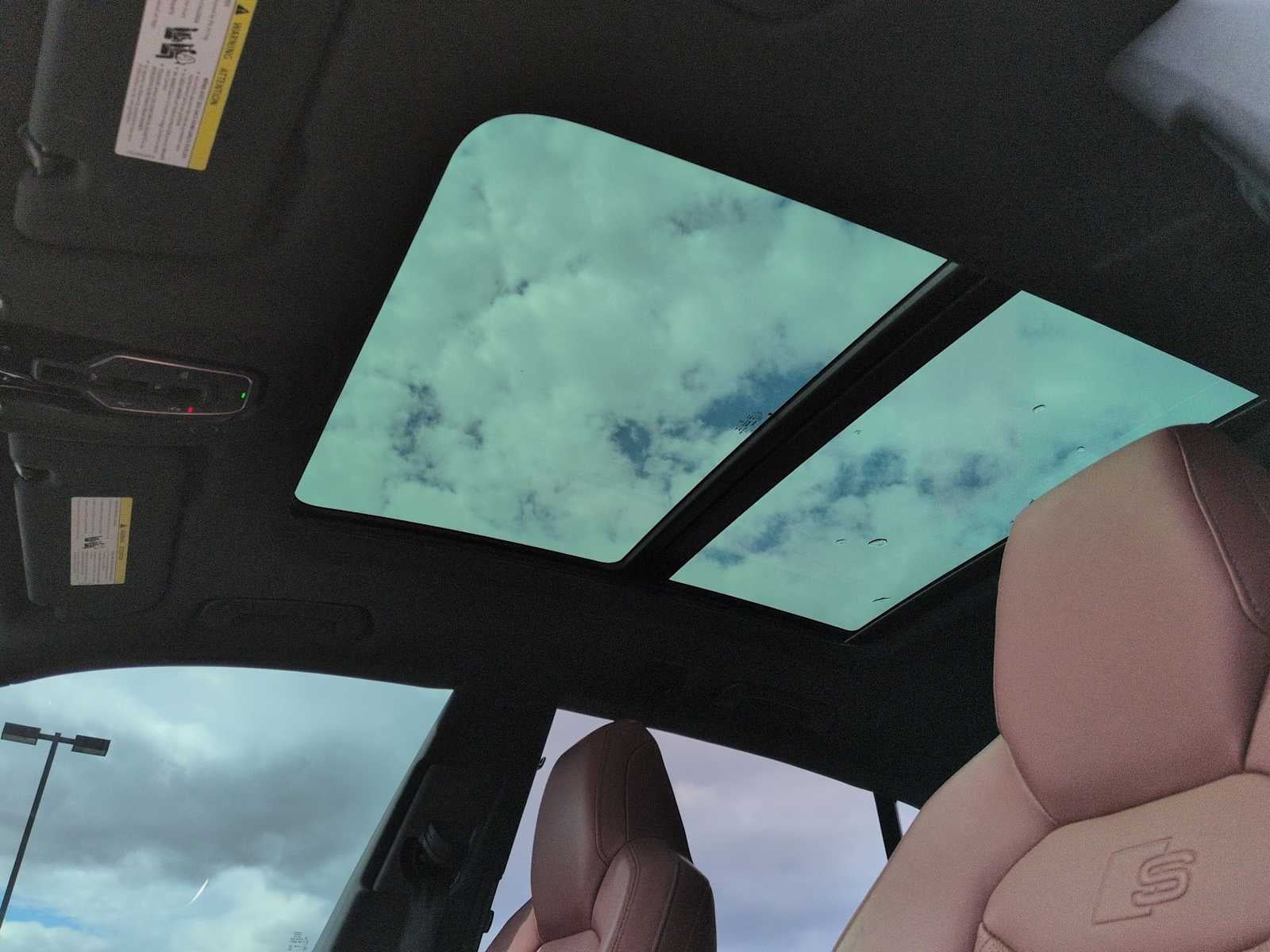 2023 Audi SQ8 Premium Plus