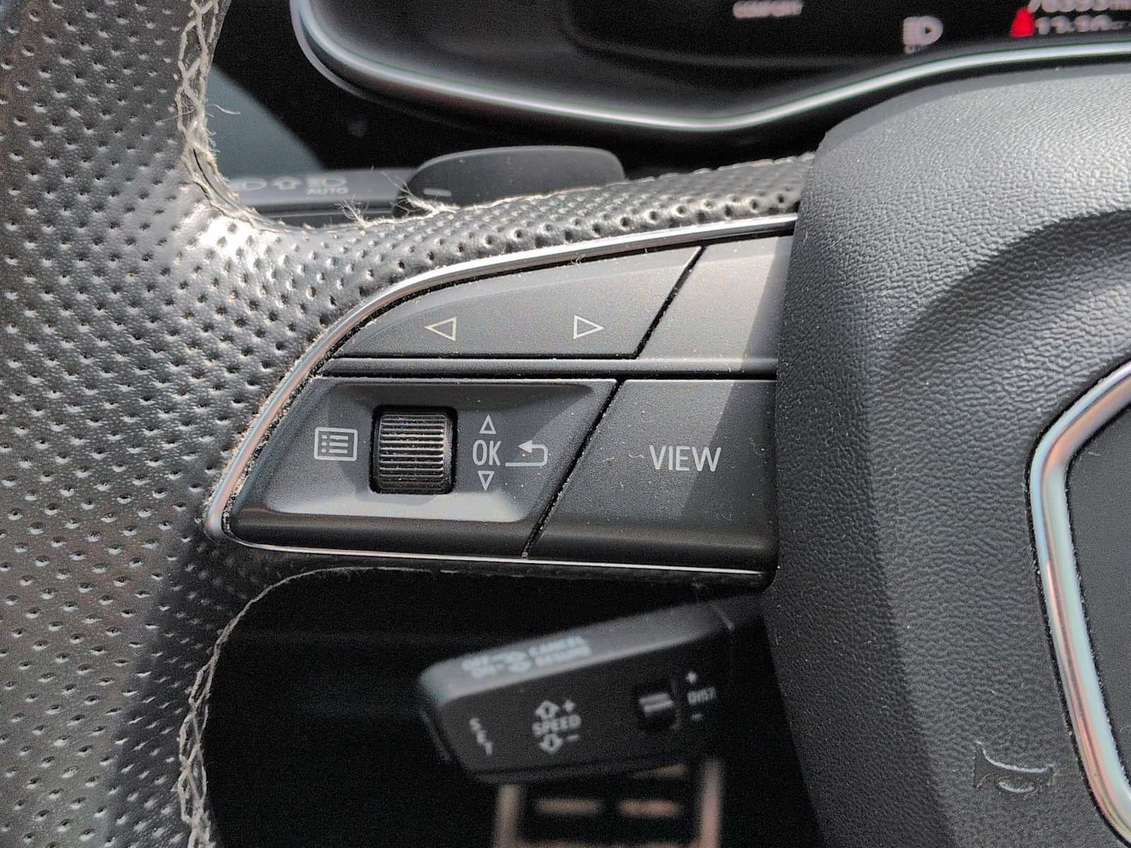 2023 Audi SQ8 Premium Plus