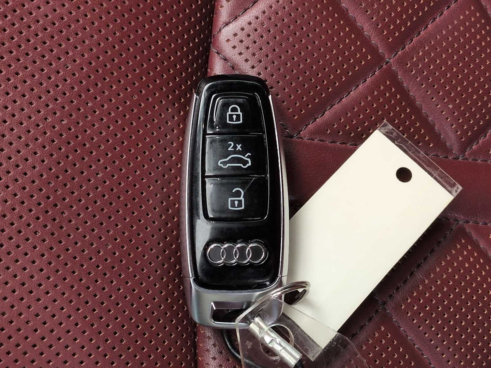 2023 Audi SQ8 Premium Plus