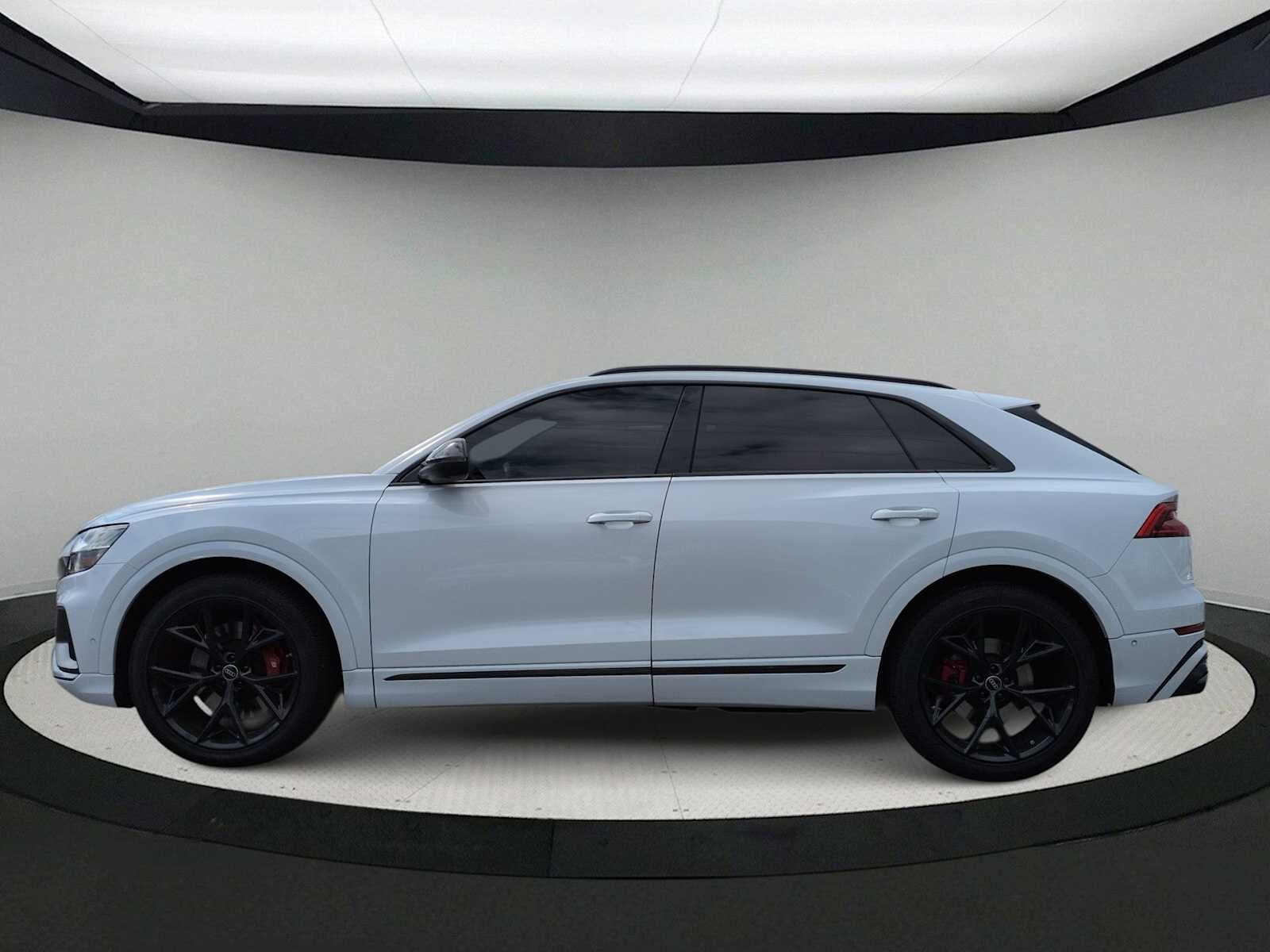 2023 Audi SQ8 Premium Plus